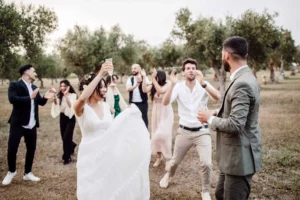 festa di matrimonio tra gli ulivi